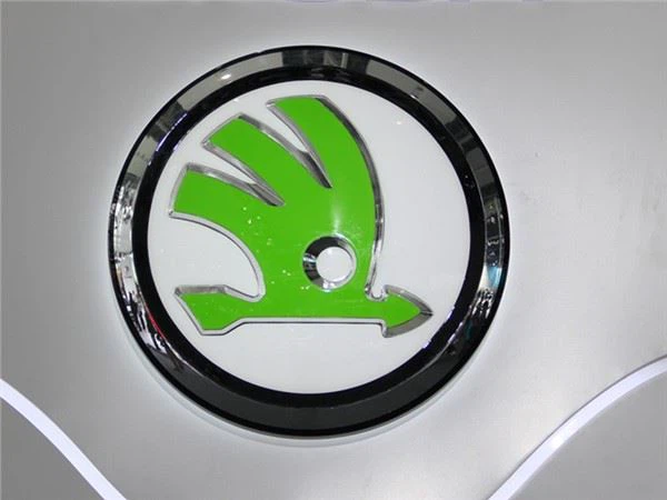 ป้ายตัวแทนจำหน่ายยานยนต์ Skoda